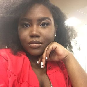 Meet your Posher, Natalie